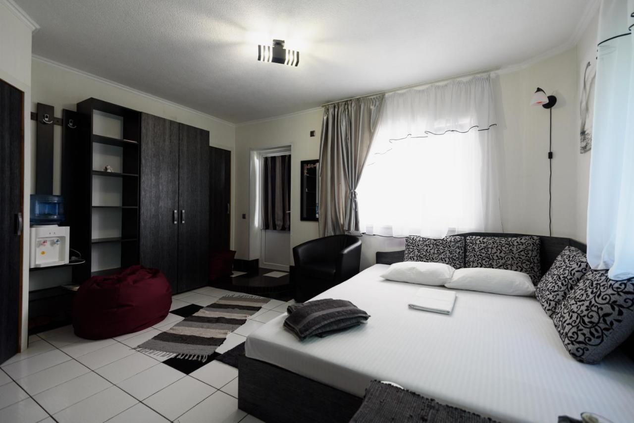 Maiami Hotel Nikopol' Ngoại thất bức ảnh