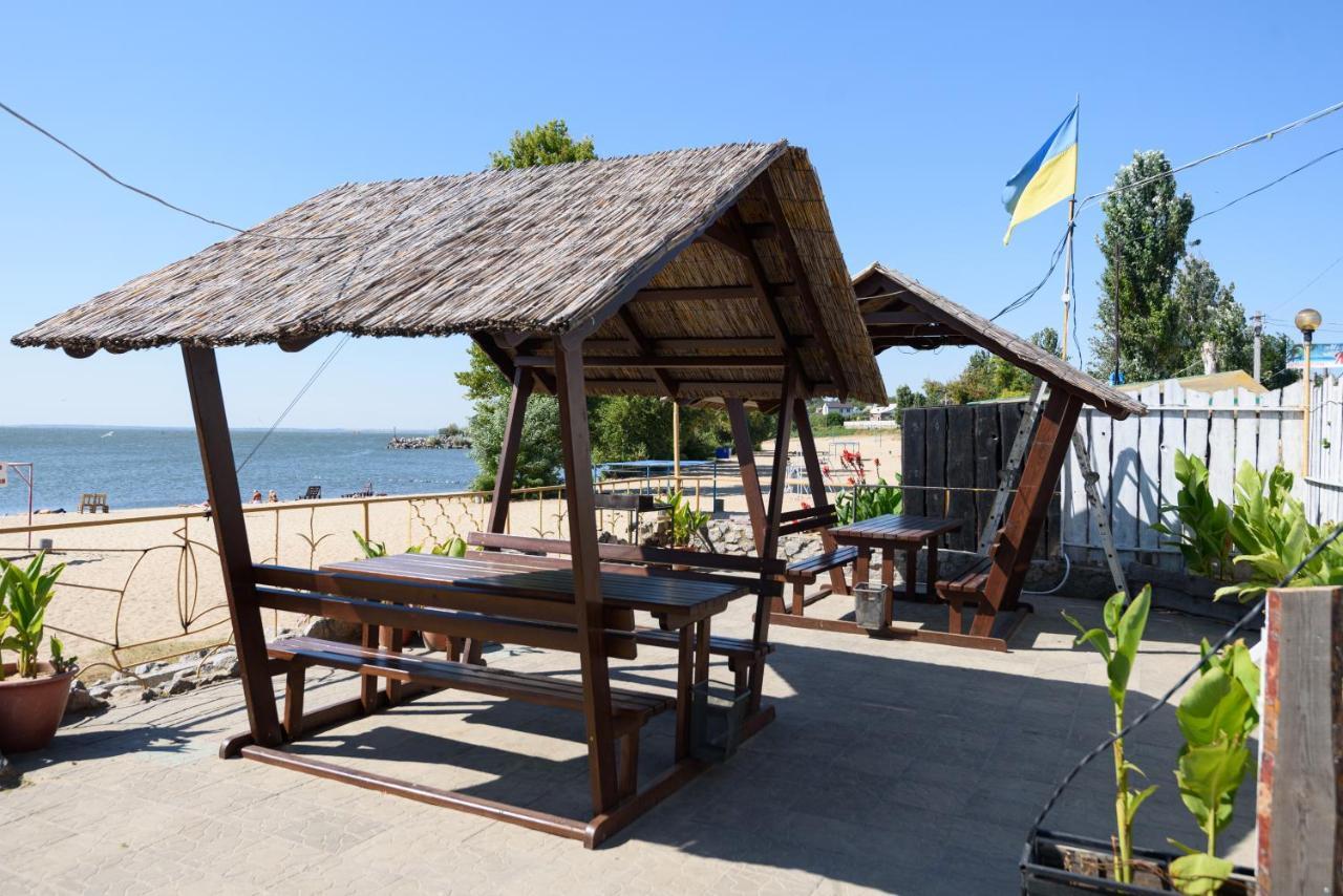 Maiami Hotel Nikopol' Ngoại thất bức ảnh
