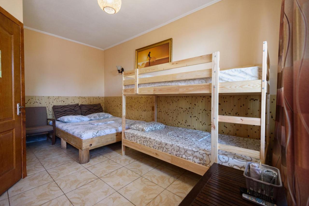 Maiami Hotel Nikopol' Ngoại thất bức ảnh